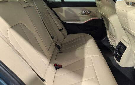 BMW 3 серия, 2021 год, 4 190 000 рублей, 15 фотография