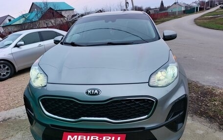 KIA Sportage IV рестайлинг, 2020 год, 2 450 000 рублей, 5 фотография