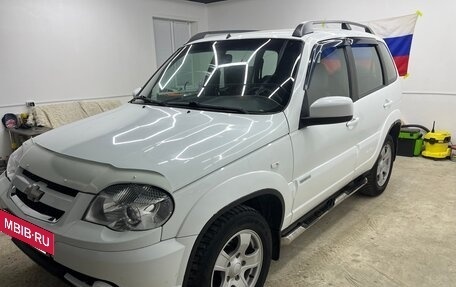 Chevrolet Niva I рестайлинг, 2012 год, 415 000 рублей, 2 фотография