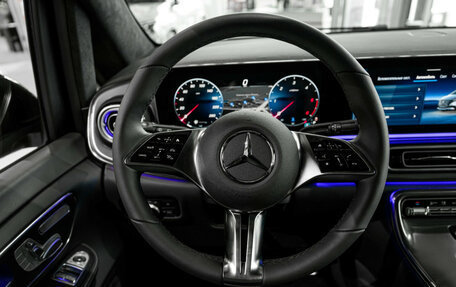 Mercedes-Benz V-Класс, 2024 год, 15 500 000 рублей, 15 фотография