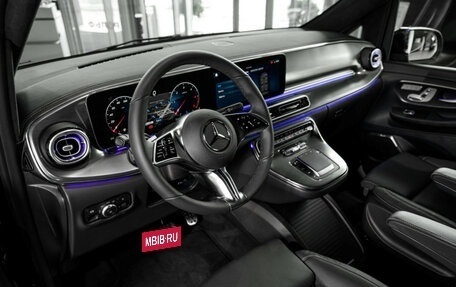 Mercedes-Benz V-Класс, 2024 год, 15 500 000 рублей, 13 фотография