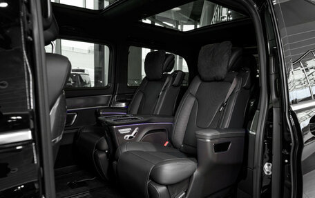 Mercedes-Benz V-Класс, 2024 год, 15 500 000 рублей, 27 фотография