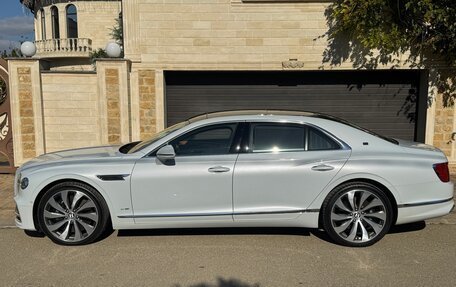 Bentley Flying Spur, 2020 год, 20 000 000 рублей, 3 фотография