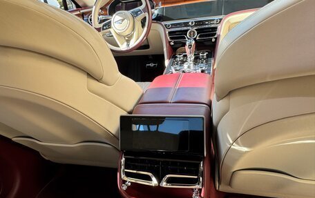 Bentley Flying Spur, 2020 год, 20 000 000 рублей, 14 фотография