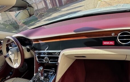 Bentley Flying Spur, 2020 год, 20 000 000 рублей, 11 фотография