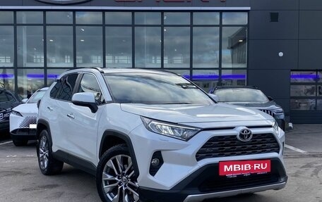 Toyota RAV4, 2019 год, 3 099 000 рублей, 3 фотография