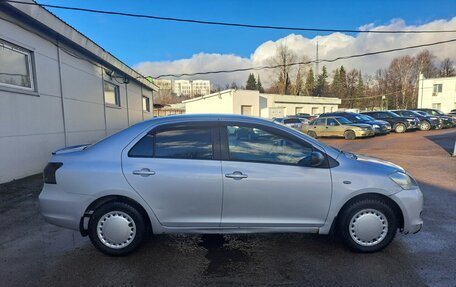 Toyota Yaris III рестайлинг, 2007 год, 579 000 рублей, 4 фотография