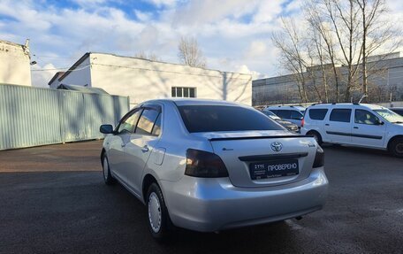 Toyota Yaris III рестайлинг, 2007 год, 579 000 рублей, 7 фотография