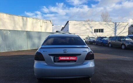 Toyota Yaris III рестайлинг, 2007 год, 579 000 рублей, 6 фотография