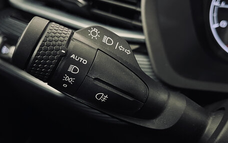 Geely Emgrand, 2024 год, 1 950 000 рублей, 17 фотография