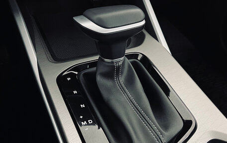 Geely Emgrand, 2024 год, 1 950 000 рублей, 18 фотография