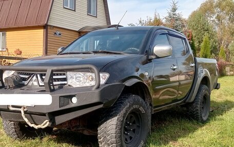 Mitsubishi L200 IV рестайлинг, 2013 год, 1 319 000 рублей, 9 фотография