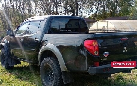 Mitsubishi L200 IV рестайлинг, 2013 год, 1 319 000 рублей, 10 фотография