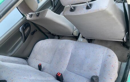 Volkswagen Polo III рестайлинг, 1995 год, 215 000 рублей, 4 фотография