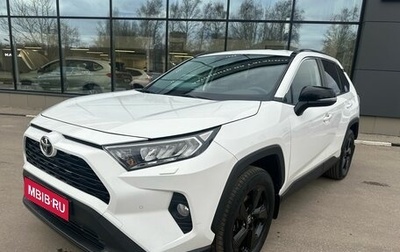 Toyota RAV4, 2021 год, 3 379 000 рублей, 1 фотография
