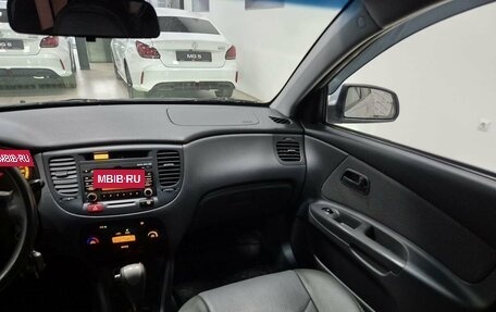 KIA Rio II, 2009 год, 546 000 рублей, 26 фотография