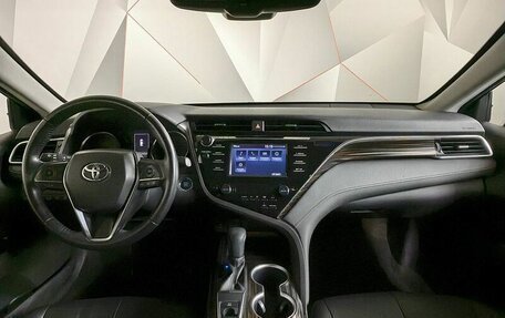 Toyota Camry, 2018 год, 2 649 000 рублей, 13 фотография