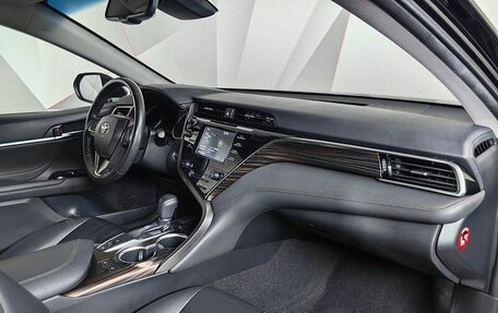 Toyota Camry, 2018 год, 2 649 000 рублей, 12 фотография