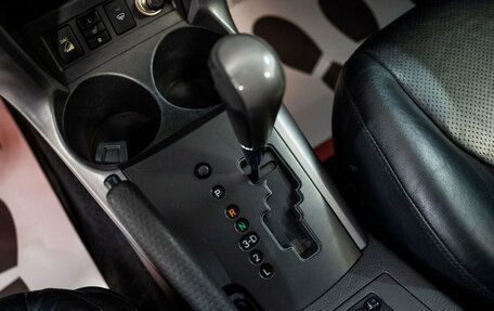 Toyota RAV4, 2006 год, 1 300 000 рублей, 14 фотография