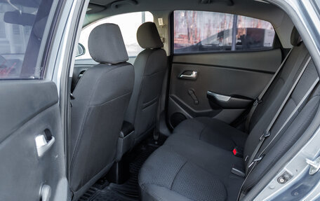 KIA Rio III рестайлинг, 2012 год, 700 000 рублей, 24 фотография