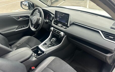 Toyota RAV4, 2021 год, 3 379 000 рублей, 12 фотография