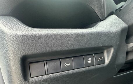 Toyota RAV4, 2021 год, 3 379 000 рублей, 15 фотография