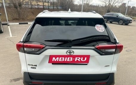 Toyota RAV4, 2021 год, 3 379 000 рублей, 6 фотография