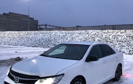 Toyota Camry, 2016 год, 1 550 000 рублей, 5 фотография