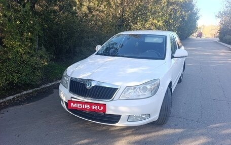 Skoda Octavia, 2011 год, 1 050 000 рублей, 2 фотография