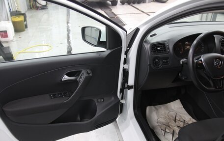 Volkswagen Polo VI (EU Market), 2018 год, 950 000 рублей, 10 фотография