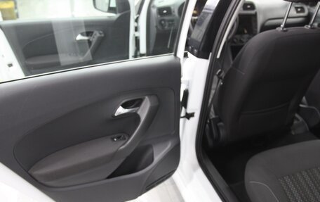 Volkswagen Polo VI (EU Market), 2018 год, 950 000 рублей, 13 фотография