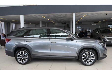 Skoda Kodiaq, 2025 год, 5 990 000 рублей, 6 фотография