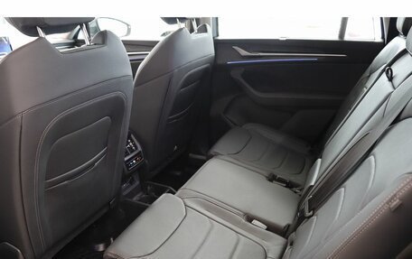 Skoda Kodiaq, 2025 год, 5 990 000 рублей, 12 фотография