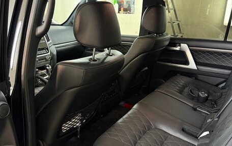 Toyota Land Cruiser 200, 2016 год, 6 900 000 рублей, 8 фотография