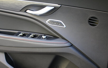 Geely Tugella FY11, 2022 год, 3 400 000 рублей, 8 фотография