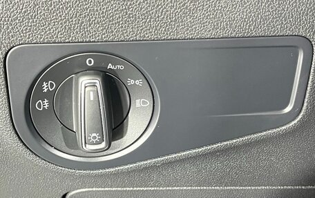 Volkswagen Tiguan II, 2019 год, 3 200 000 рублей, 23 фотография