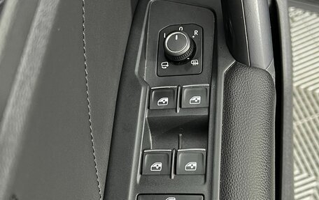 Volkswagen Tiguan II, 2019 год, 3 200 000 рублей, 22 фотография