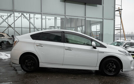 Toyota Prius, 2012 год, 1 245 000 рублей, 5 фотография