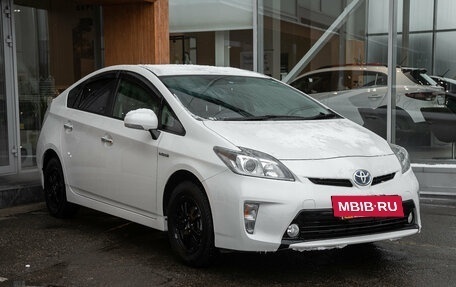 Toyota Prius, 2012 год, 1 245 000 рублей, 4 фотография