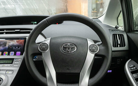 Toyota Prius, 2012 год, 1 245 000 рублей, 14 фотография