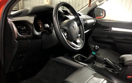 Toyota Hilux VIII, 2019 год, 2 870 000 рублей, 5 фотография