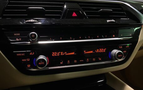 BMW 5 серия, 2017 год, 2 600 000 рублей, 15 фотография