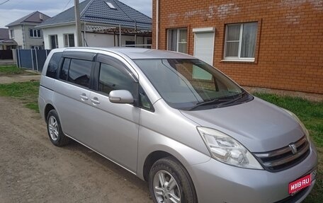 Toyota ISis I, 2007 год, 1 150 000 рублей, 1 фотография