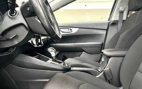 KIA Cerato IV, 2021 год, 1 990 000 рублей, 15 фотография