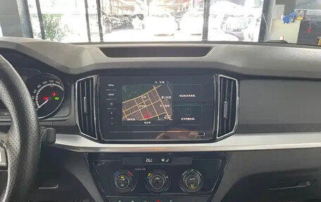 Skoda Kamiq I, 2022 год, 2 050 000 рублей, 12 фотография