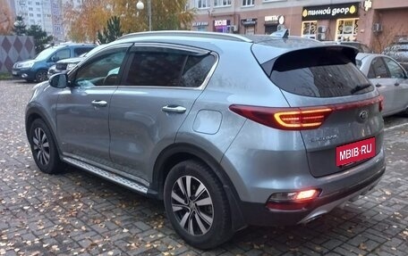 KIA Sportage IV рестайлинг, 2018 год, 2 450 000 рублей, 5 фотография
