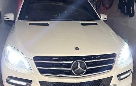 Mercedes-Benz M-Класс, 2012 год, 2 120 000 рублей, 2 фотография