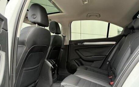 Skoda Superb III рестайлинг, 2022 год, 2 500 000 рублей, 9 фотография