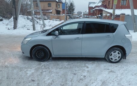 Toyota Verso I, 2010 год, 950 000 рублей, 4 фотография