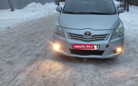 Toyota Verso I, 2010 год, 950 000 рублей, 5 фотография